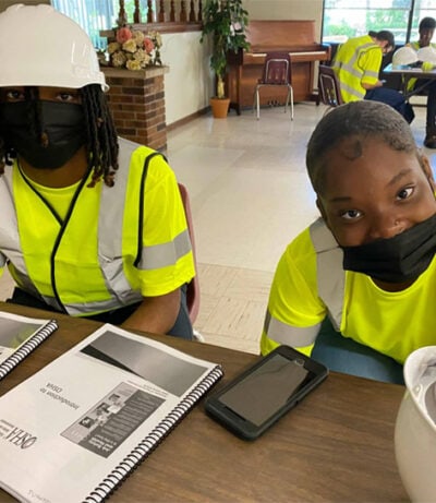 WELCOME TO ILLINOIS YOUTHBUILD | IL YouthBuild